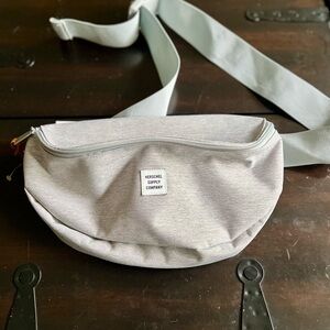 Herschel Supply Company Sixteen Gray Belt Bag Minimalist Design Unisex